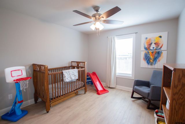 19163 Seneca Dr, Flint, TX 75762