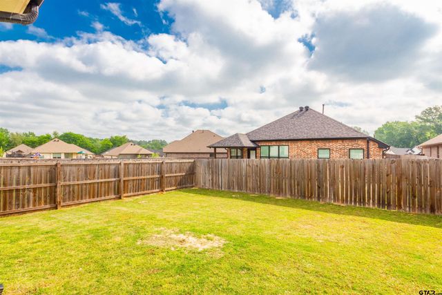 19163 Seneca Dr, Flint, TX 75762