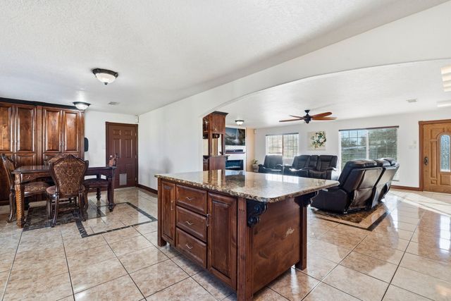 5726 Wood Road SW, Albuquerque, NM 87105