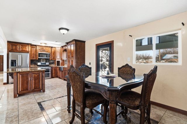 5726 Wood Road SW, Albuquerque, NM 87105