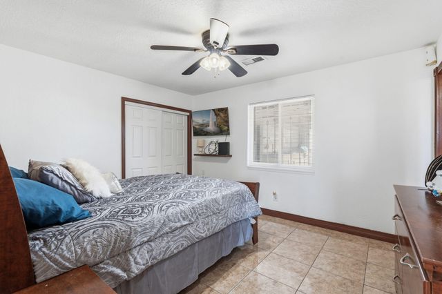 5726 Wood Road SW, Albuquerque, NM 87105