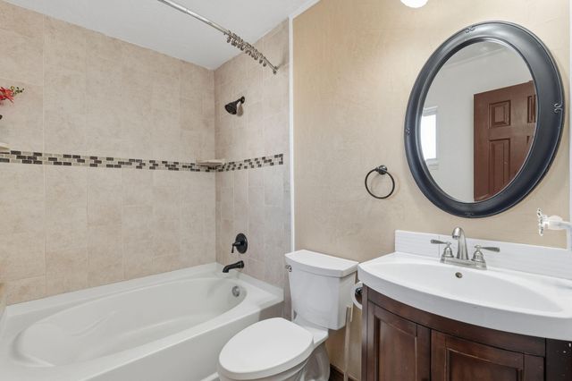 5726 Wood Road SW, Albuquerque, NM 87105