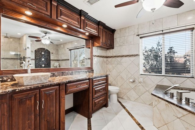 5726 Wood Road SW, Albuquerque, NM 87105