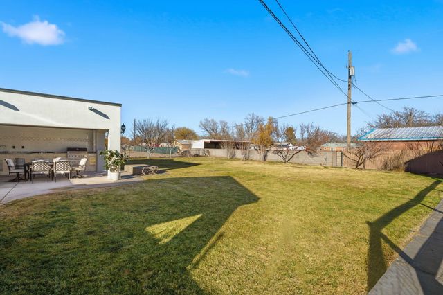 5726 Wood Road SW, Albuquerque, NM 87105