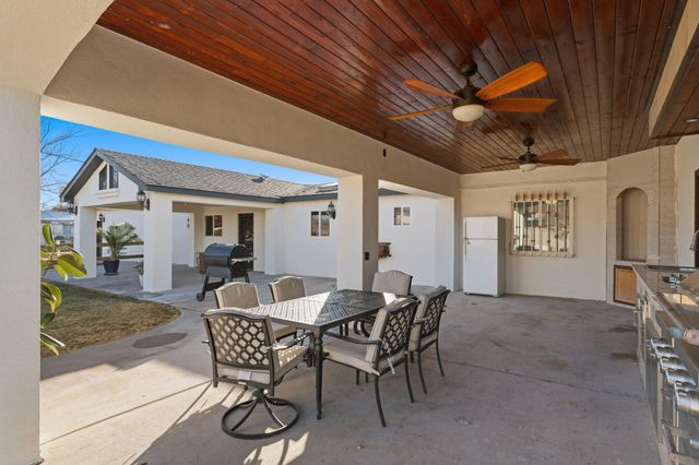 5726 Wood Road SW, Albuquerque, NM 87105