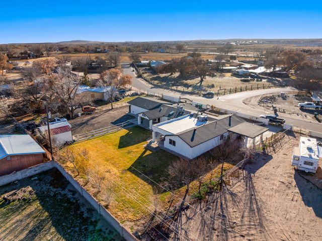 5726 Wood Road SW, Albuquerque, NM 87105