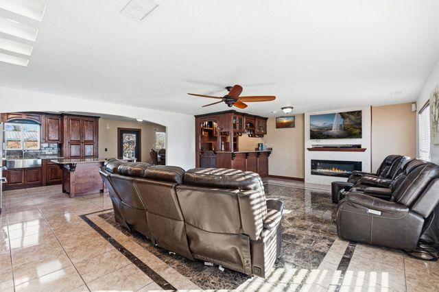 5726 Wood Road SW, Albuquerque, NM 87105