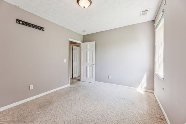 111 Chambliss Ct, Hendersonville, TN 37075