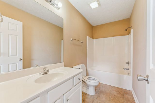 111 Chambliss Ct, Hendersonville, TN 37075