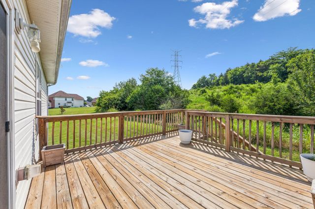 111 Chambliss Ct, Hendersonville, TN 37075