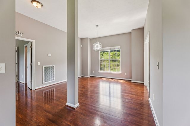 111 Chambliss Ct, Hendersonville, TN 37075