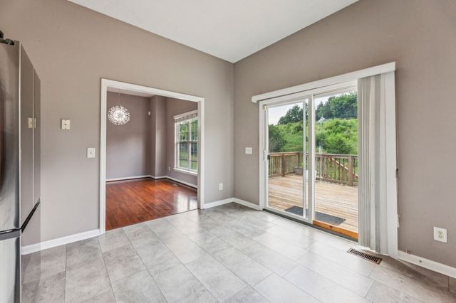 111 Chambliss Ct, Hendersonville, TN 37075