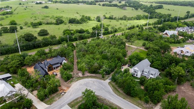 19387 Moonlit Hollow Loop, College Station, TX 77845