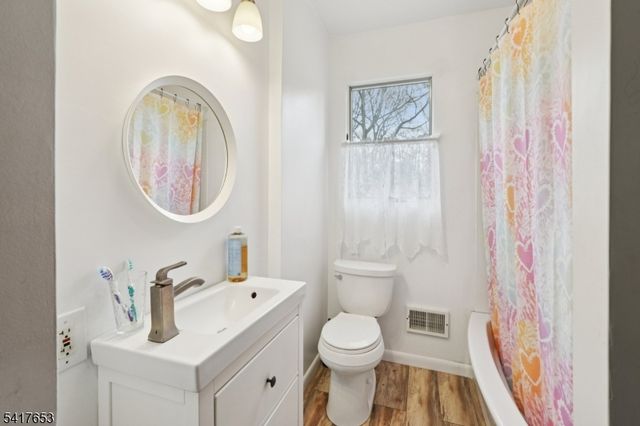 1492 Alps Rd, Wayne Twp., NJ 07470