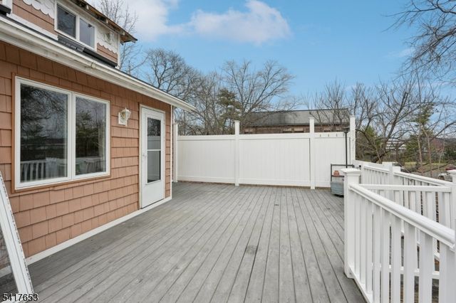 1492 Alps Rd, Wayne Twp., NJ 07470