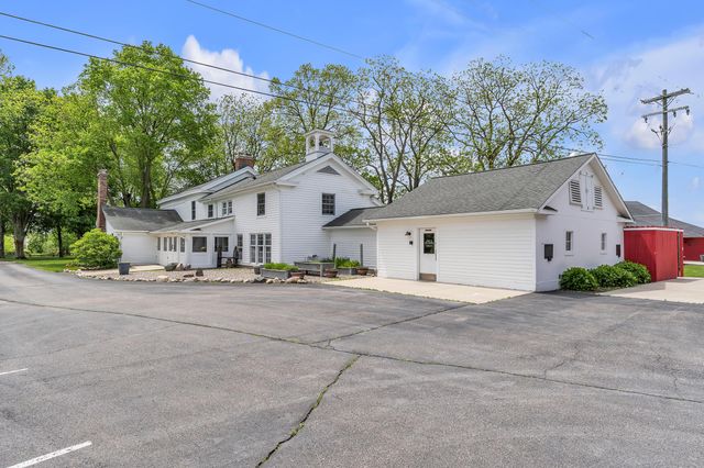 8540 Island Lake Road, Dexter, MI 48130