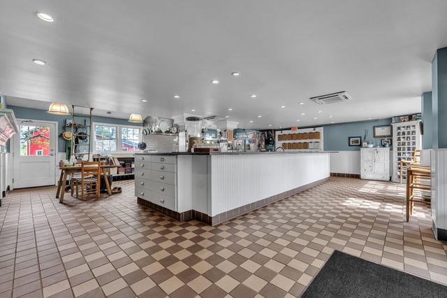 8540 Island Lake Road, Dexter, MI 48130