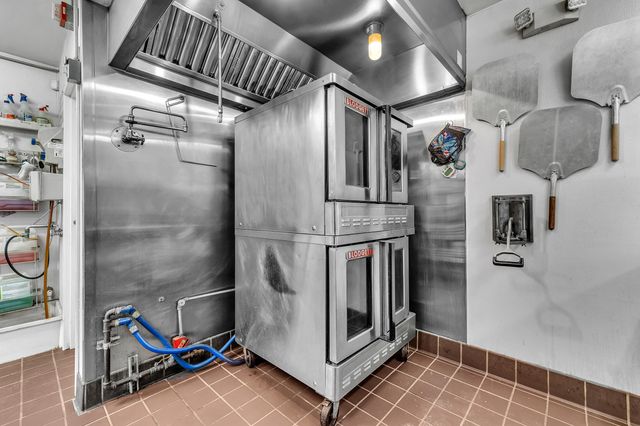 8540 Island Lake Road, Dexter, MI 48130