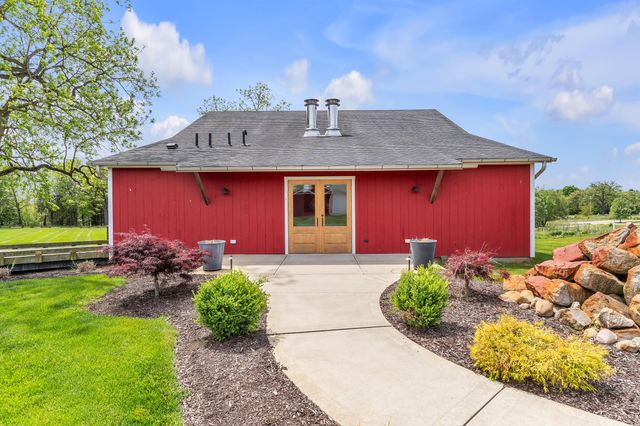 8540 Island Lake Road, Dexter, MI 48130