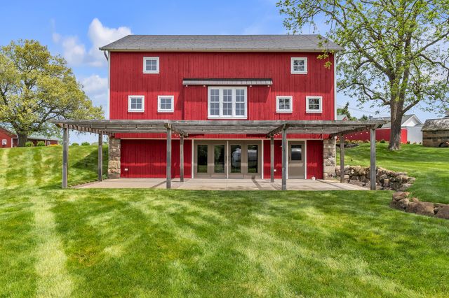 8540 Island Lake Road, Dexter, MI 48130