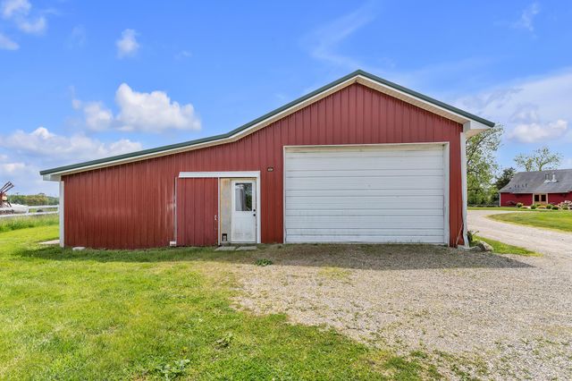 8540 Island Lake Road, Dexter, MI 48130