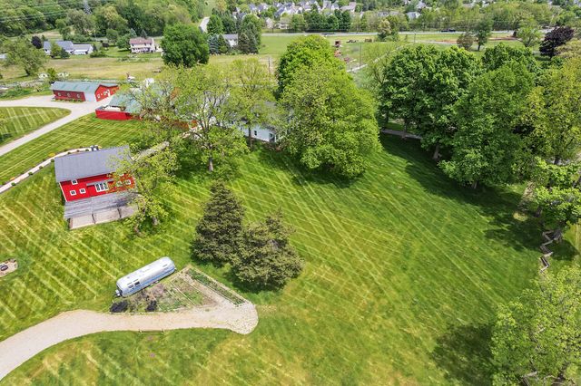 8540 Island Lake Road, Dexter, MI 48130