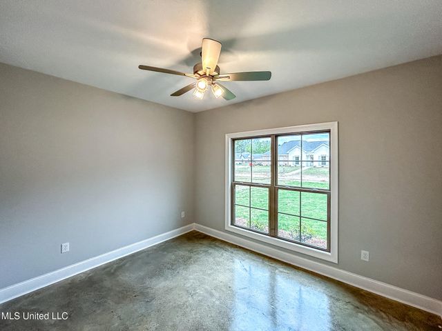 973 Riverside Lane, Pearl, MS 39208