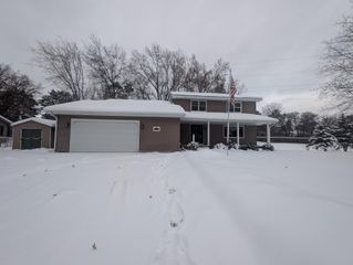 1625 124th Avenue NW, Coon Rapids, MN 55448