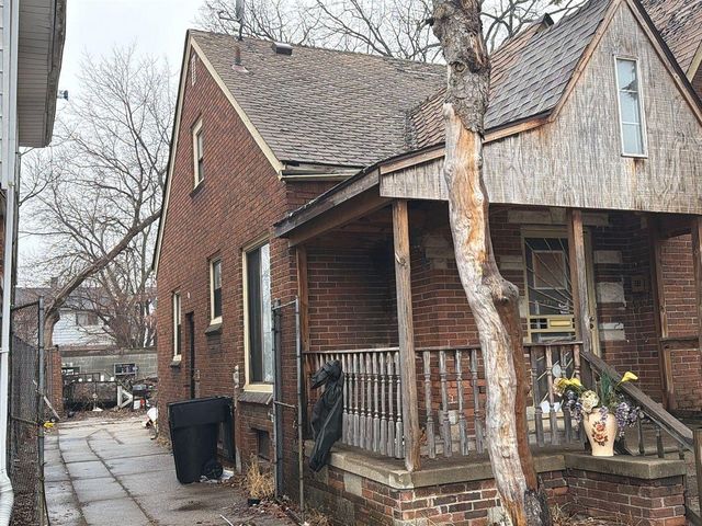 15775 Ward Avenue, Detroit, MI 48227
