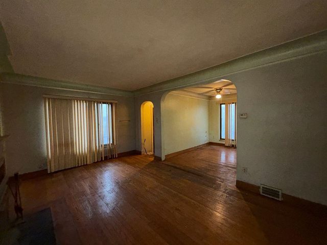 15775 Ward Avenue, Detroit, MI 48227