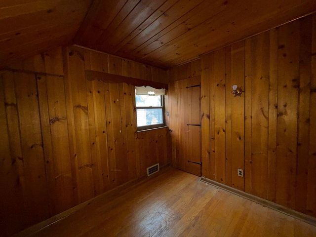 15775 Ward Avenue, Detroit, MI 48227