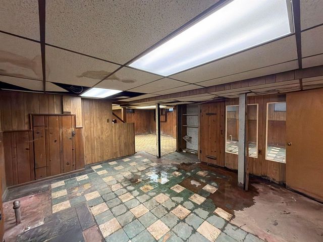 15775 Ward Avenue, Detroit, MI 48227