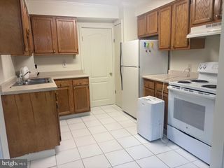 317 SOUTH DRIVE #A, Severna Park, MD 21146