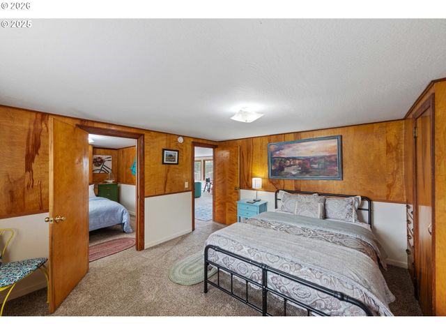 536 S MARPLE St, Coos Bay, OR 97420