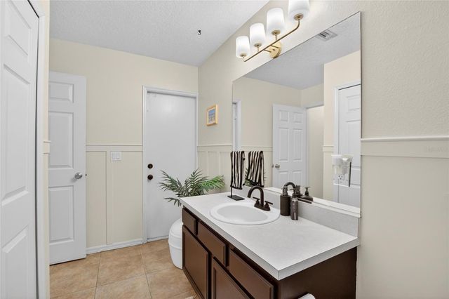 1809 ERIN BROOKE DRIVE, Valrico, FL 33594