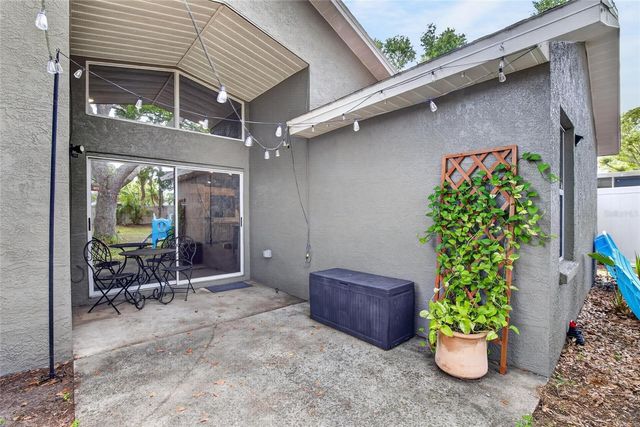 1809 ERIN BROOKE DRIVE, Valrico, FL 33594