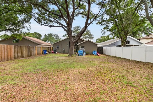 1809 ERIN BROOKE DRIVE, Valrico, FL 33594