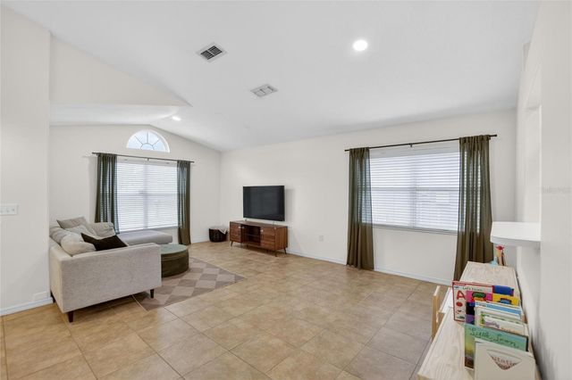 1809 ERIN BROOKE DRIVE, Valrico, FL 33594