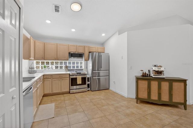 1809 ERIN BROOKE DRIVE, Valrico, FL 33594
