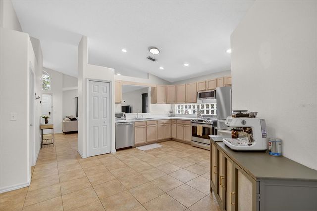 1809 ERIN BROOKE DRIVE, Valrico, FL 33594