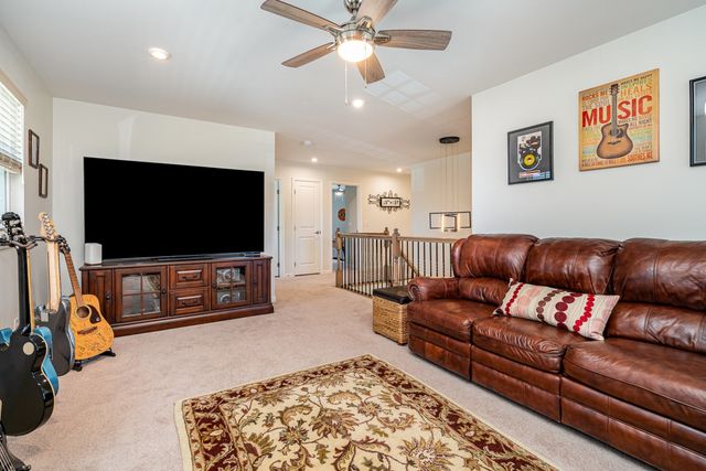 468 Rosy Dale Dr, Gallatin, TN 37066