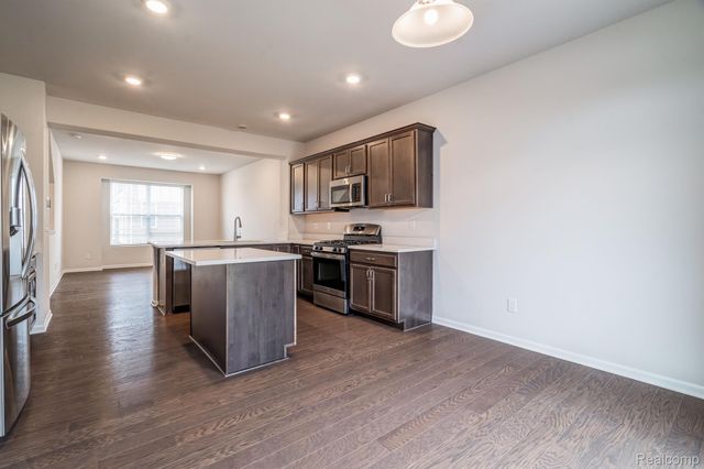 49791 LANTERN Way, Canton Charter Township, MI 48188