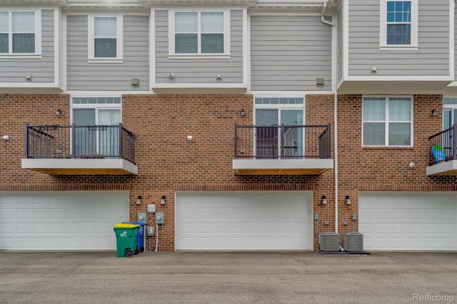 49791 LANTERN Way, Canton Charter Township, MI 48188