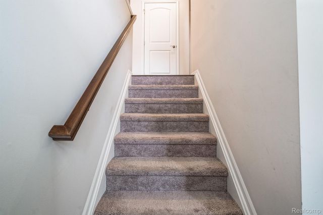 49791 LANTERN Way, Canton Charter Township, MI 48188
