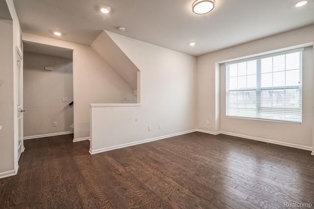 49791 LANTERN Way, Canton Charter Township, MI 48188
