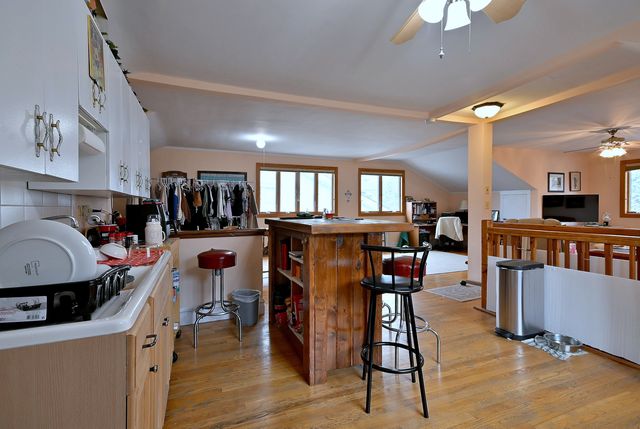 6735 W Raven Avenue, Chicago, IL 60631