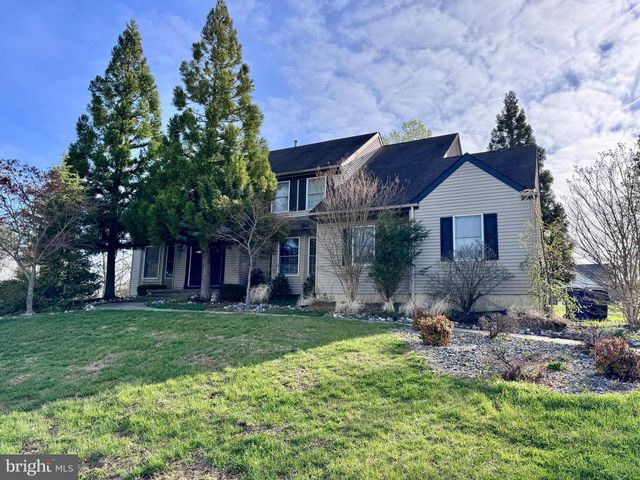 11 ORCHARD DR, Mullica Hill, NJ 08062