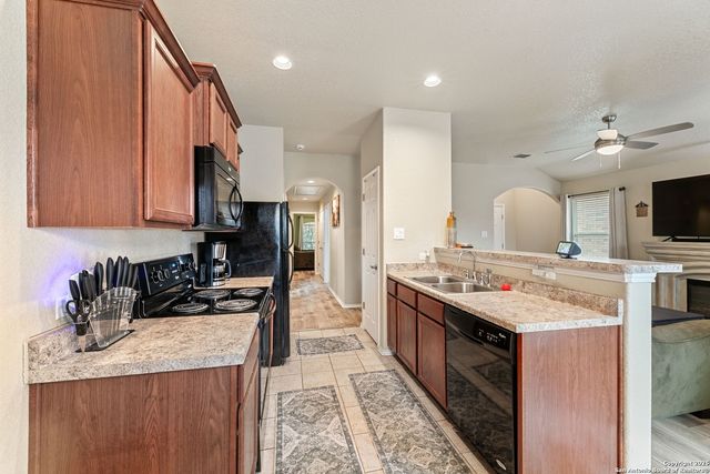 3850 Key West, Converse, TX 78109