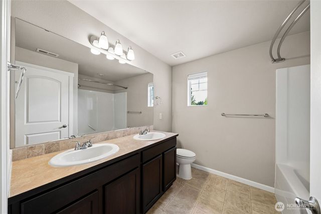 8019 162nd Street Ct E, Puyallup, WA 98375