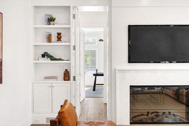 1640 Commonwealth Ave, Newton, MA 02465